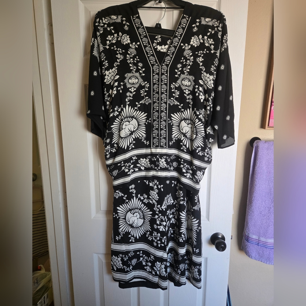Rose & Olive Black and White Floral 2 piece set